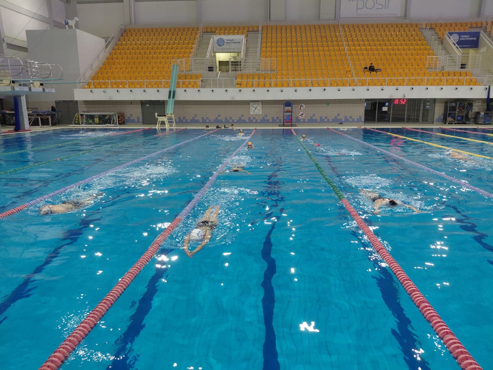 Listopad za pasem a my nadal aktywni